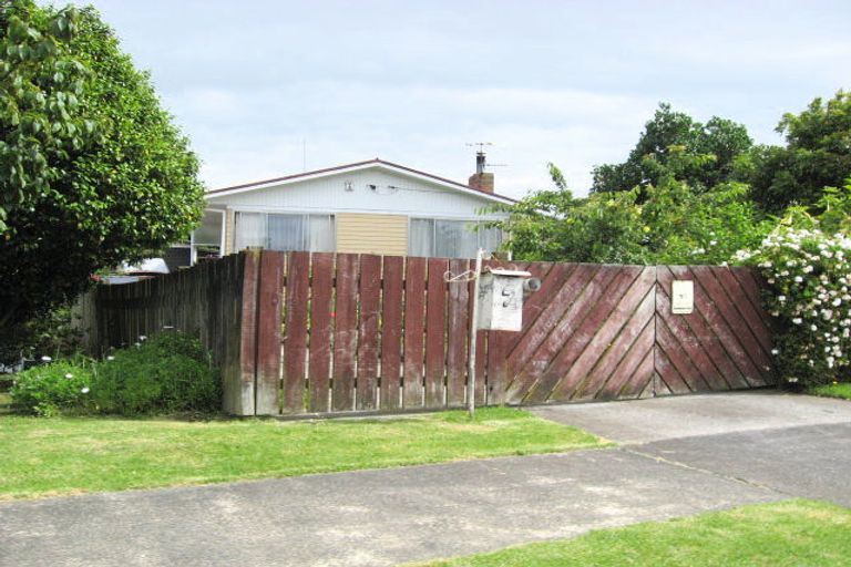Photo of property in 7 Idlewild Avenue, Mangere, Auckland, 2022