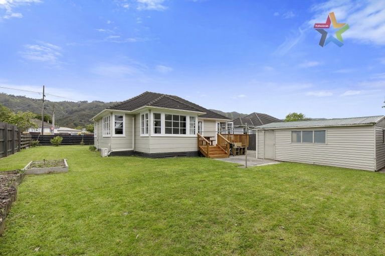 Photo of property in 25 Fleet Street, Naenae, Lower Hutt, 5011