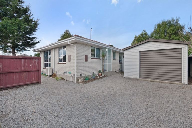 Photo of property in 1/47 Kawau Crescent, Bromley, Christchurch, 8062