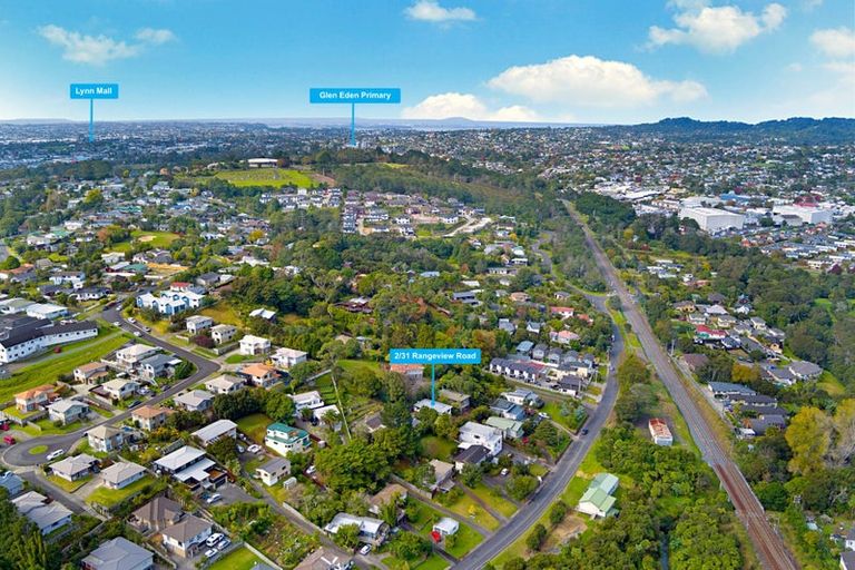 Photo of property in 2/31 Rangeview Road, Sunnyvale, Auckland, 0612