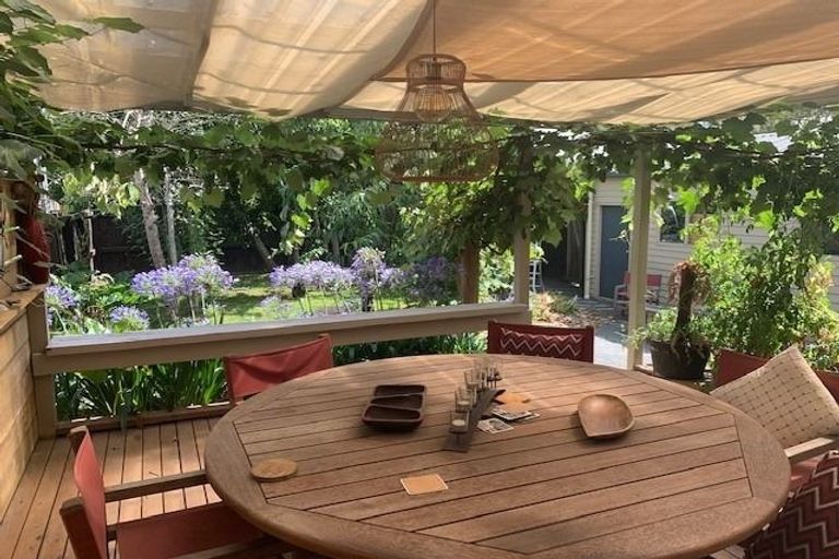 Photo of property in 171 Williams Street, Cambridge, 3434