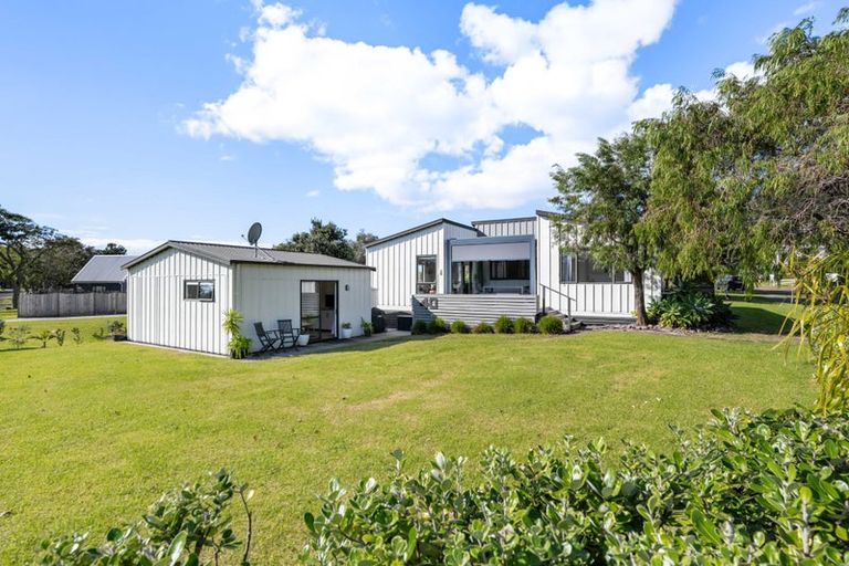 Photo of property in 40 Holland Close, Pauanui, Hikuai, 3579