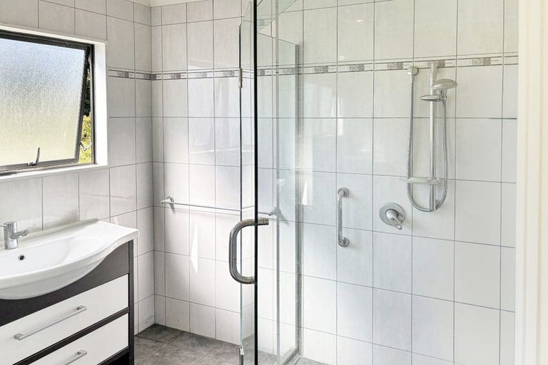 Photo of property in 515 Lawn Road, Clive, 4180