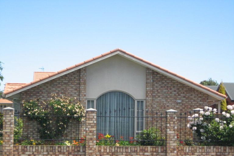 Photo of property in 2/25a Strickland Street, Sydenham, Christchurch, 8023