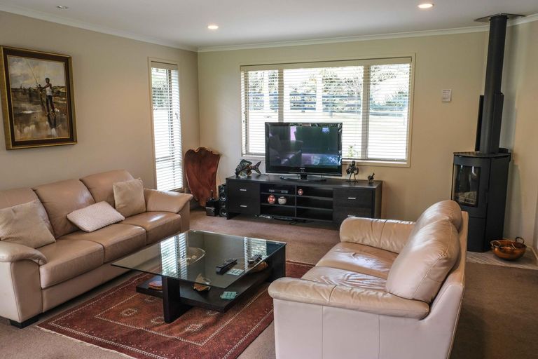 Photo of property in 6 Urutawa Drive, Kerikeri, 0230