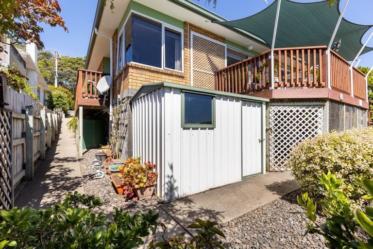 Photo of property in 130 Frankley Road, Frankleigh Park, New Plymouth, 4310