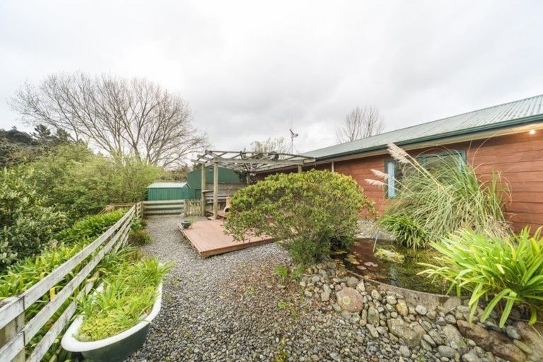 Photo of property in 274 Turitea Road, Turitea, Palmerston North, 4472