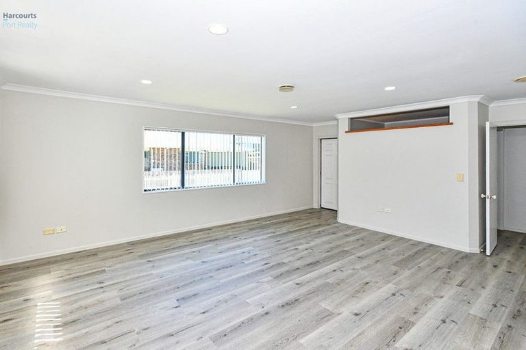 Photo of property in 228 Victoria Street West, Pukekohe, 2120