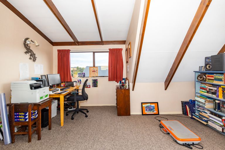 Photo of property in 46 Le Cren Street, Seaview, Timaru, 7910