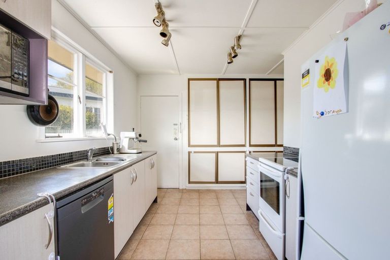 Photo of property in 19 Saint Hill Lane, Havelock North, 4130