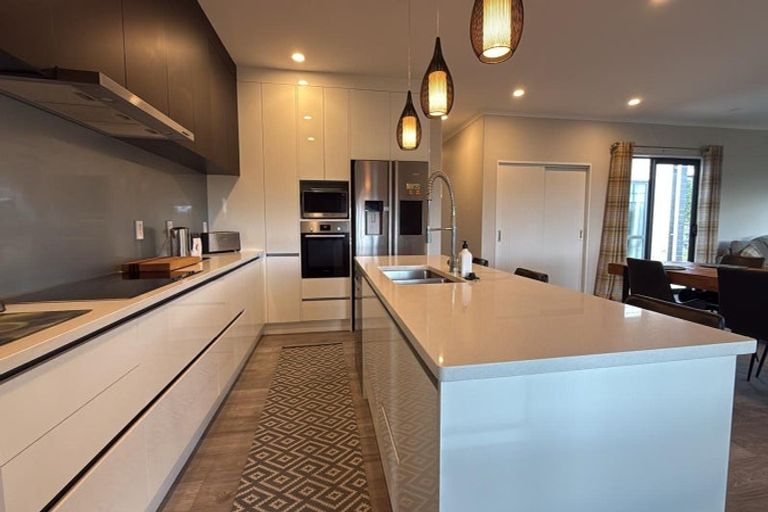 Photo of property in 321 Flat Bush School Road, Flat Bush, Auckland, 2019