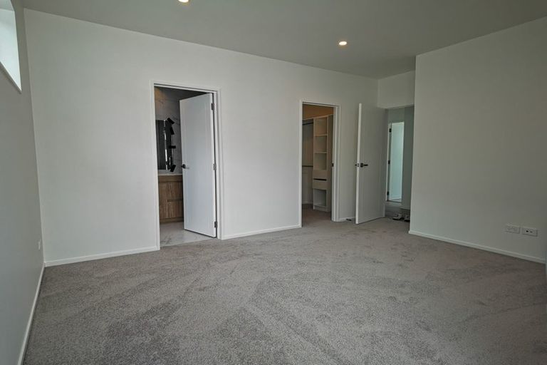 Photo of property in 25b Lillian Place, Orewa, 0931