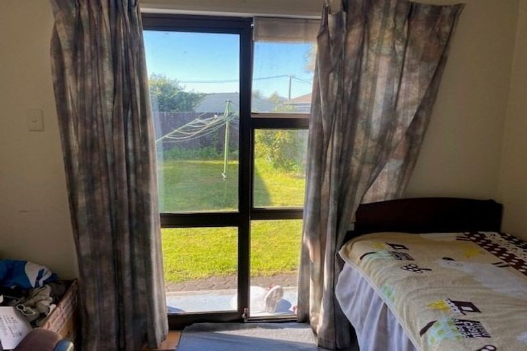 Photo of property in 19 Greenhurst Street, Sockburn, Christchurch, 8042