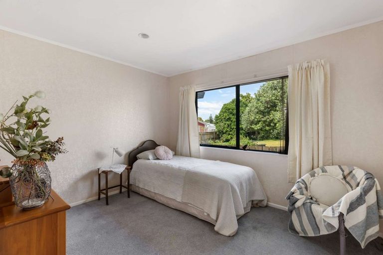 Photo of property in 14a Campbell Place, Papakura, 2110