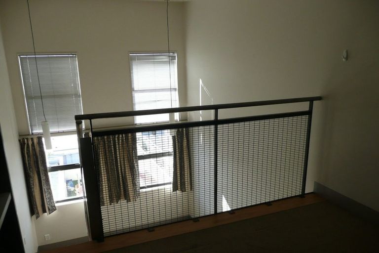 Photo of property in Urbane Apartments, 46/29 Webb Street, Mount Cook, Wellington, 6011