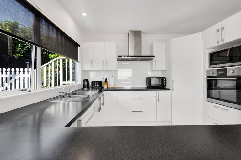 Photo of property in 45 Glamis Avenue, Bell Block, New Plymouth, 4312