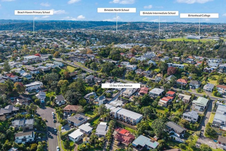 Photo of property in 1/15 Sea Vista Avenue, Beach Haven, Auckland, 0626