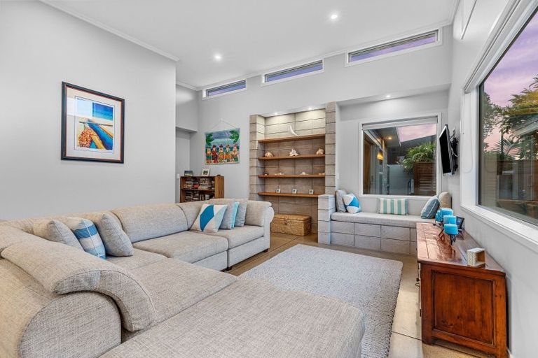 Photo of property in 11 Oceania Sands Way, Papamoa Beach, Papamoa, 3118