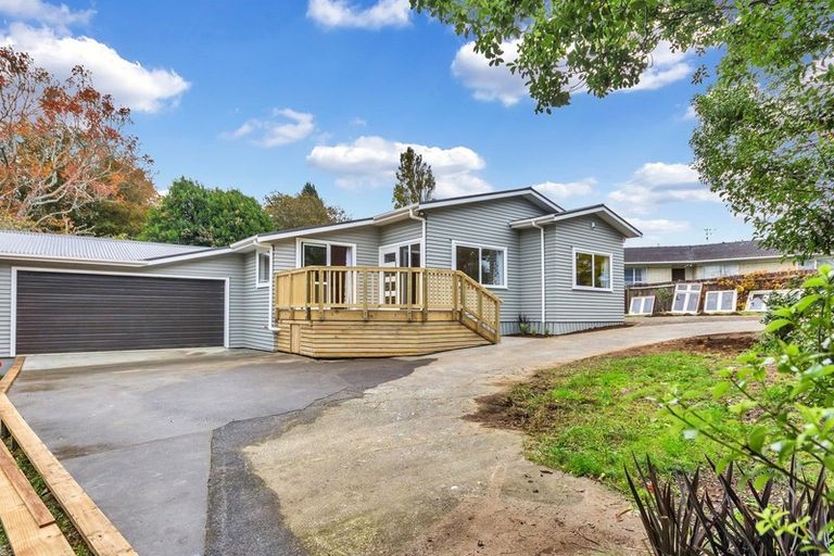 Photo of property in 13 Chibnall Place, Conifer Grove, Takanini, 2112