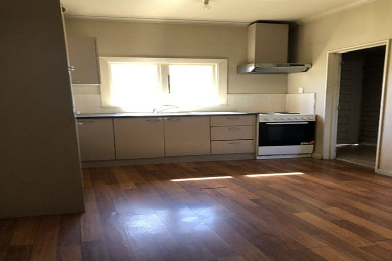 Photo of property in 160 Clarence Street, Riccarton, Christchurch, 8011