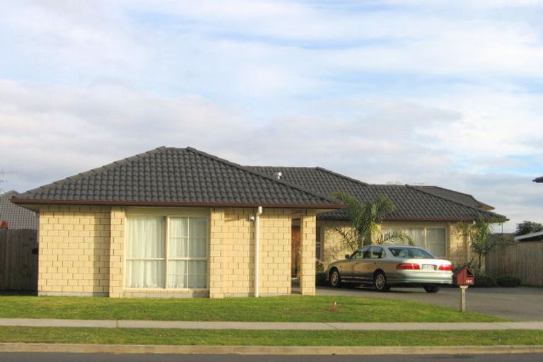 Photo of property in 134 Gracechurch Drive, Flat Bush, Auckland, 2016