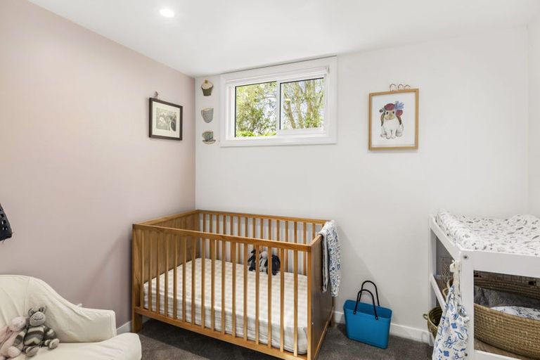 Photo of property in 18 Moir Street, Mount Victoria, Wellington, 6011