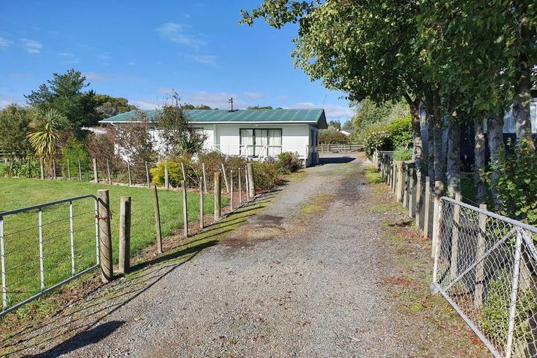 Photo of property in 80 Regent Street, Martinborough, 5711