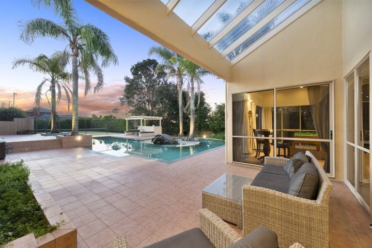 Photo of property in 9 Burgundy Park Avenue, Henderson, Auckland, 0612