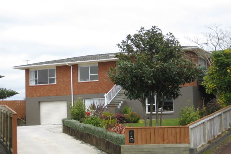 Photo of property in 14 Julian Place, Westown, New Plymouth, 4310