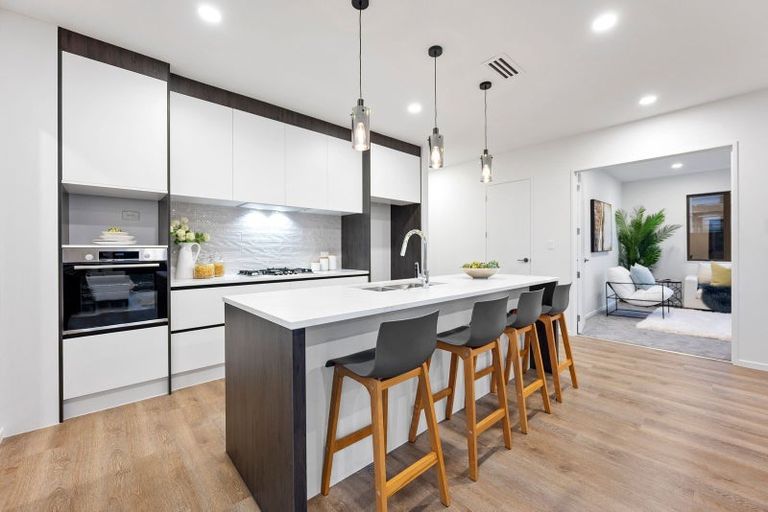 Photo of property in 32 Paparahi Place, Wainui, Silverdale, 0992