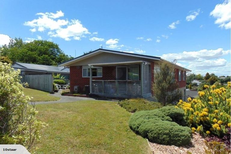 Photo of property in 2 Bowden Place, Te Awamutu, 3800