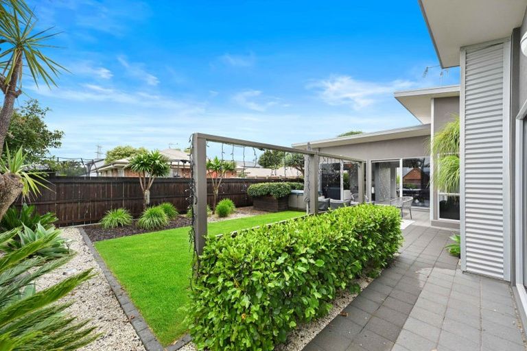 Photo of property in 12 Cumbria Way, Hamilton East, Hamilton, 3216