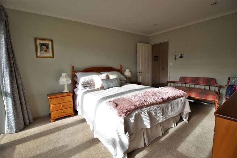 Photo of property in 22 Henderson Drive, Alexandra, 9320