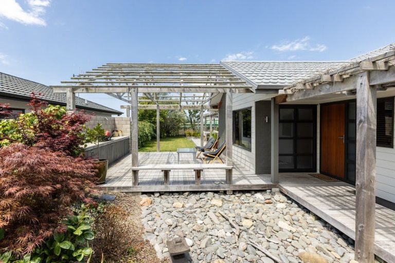 Photo of property in 15 Mcnaughton Place, Onekawa, Napier, 4110