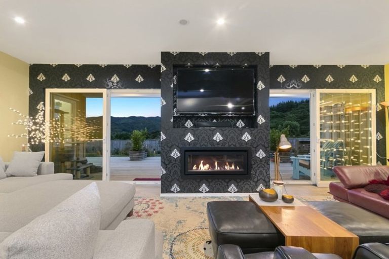 Photo of property in 55 Ruthven Road, Wainuiomata, Lower Hutt, 5014