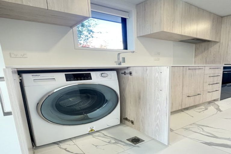 Photo of property in 9/5 Shearer Avenue, Papanui, Christchurch, 8052