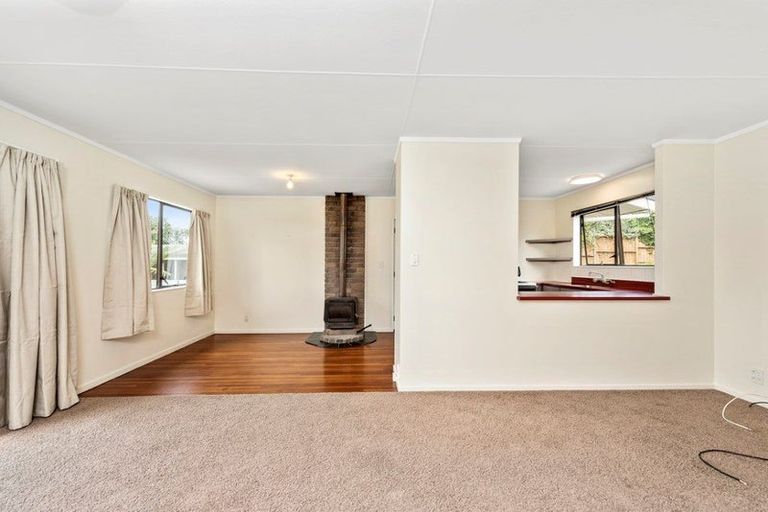 Photo of property in 12b Seaview Road, Otumoetai, Tauranga, 3110