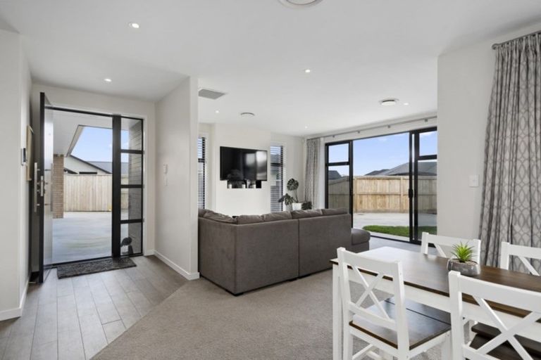 Photo of property in 51 Kahuparere Crescent, Pyes Pa, Tauranga, 3112