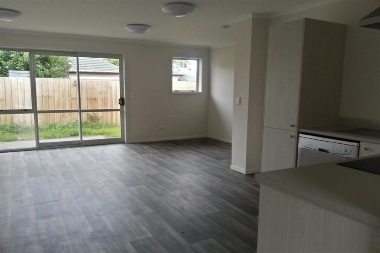 Photo of property in 19 Chiefs Court, Hamilton East, Hamilton, 3216