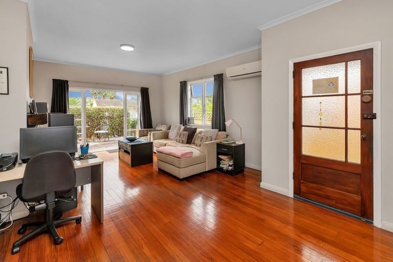 Photo of property in 15 Churchill Street, Kensington, Whangarei, 0112