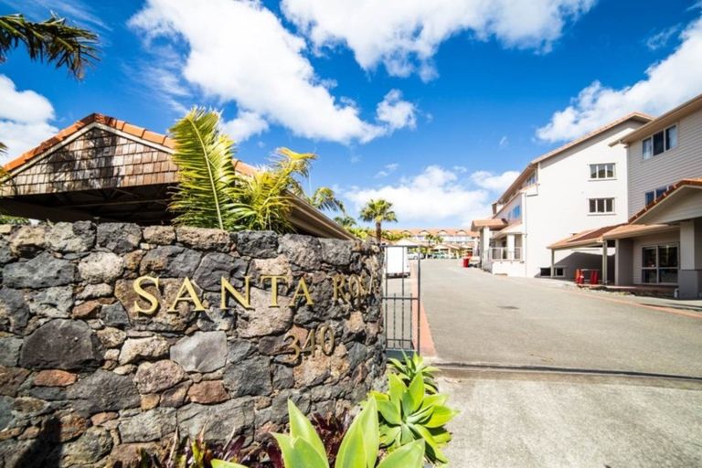 Photo of property in Santa Rosa, 1/340 Gulf Harbour Drive, Gulf Harbour, Whangaparaoa, 0930