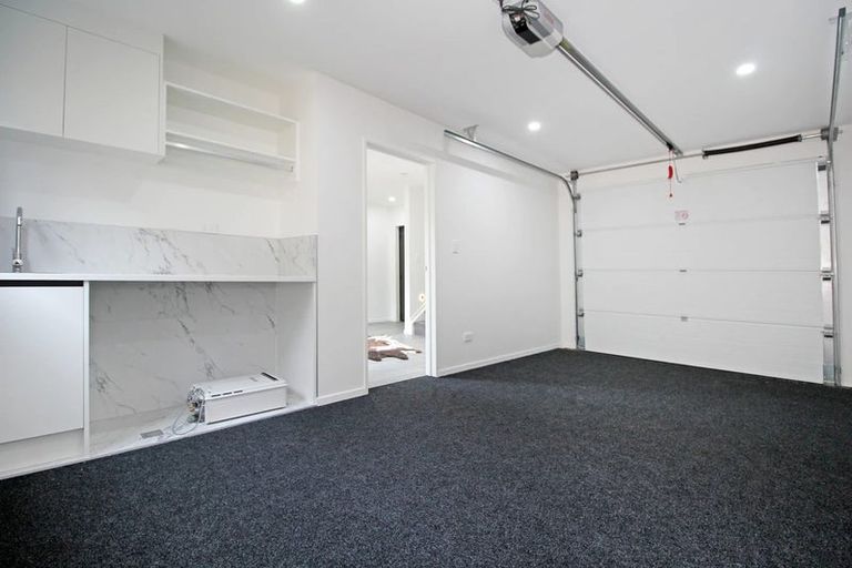 Photo of property in 58e Friesian Drive, Mangere, Auckland, 2022