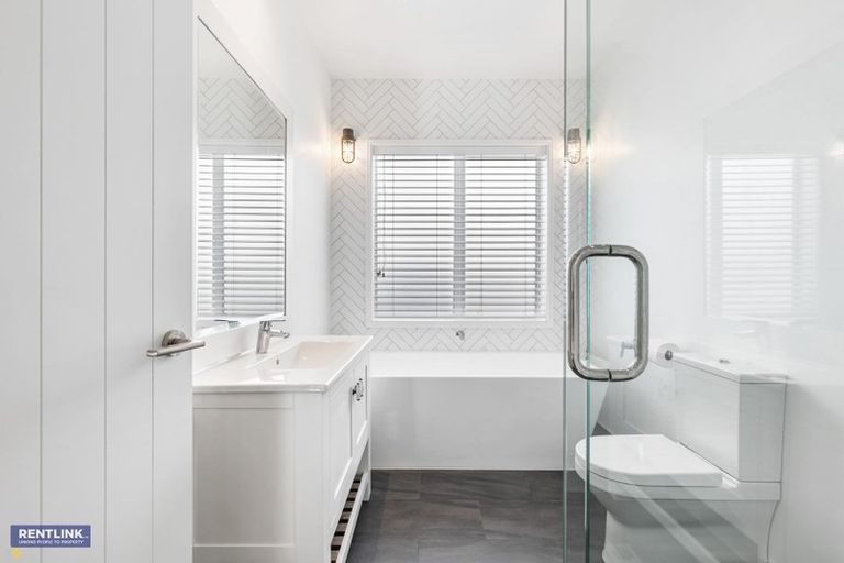 Photo of property in 14 Astelia Lane, Papamoa Beach, Papamoa, 3118