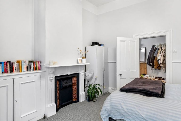 Photo of property in 2 Royal Terrace, Dunedin Central, Dunedin, 9016