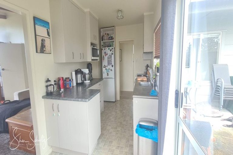 Photo of property in 35 Whaka Street, Maungaturoto, 0520