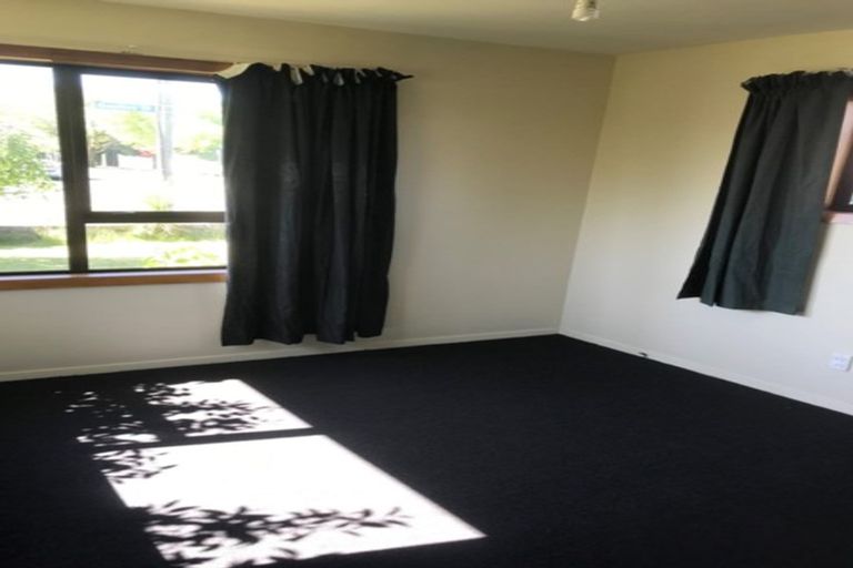 Photo of property in 39 Bentley Street, Russley, Christchurch, 8042