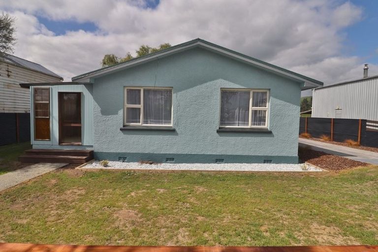 Photo of property in 16 Green Street, Gore, 9710