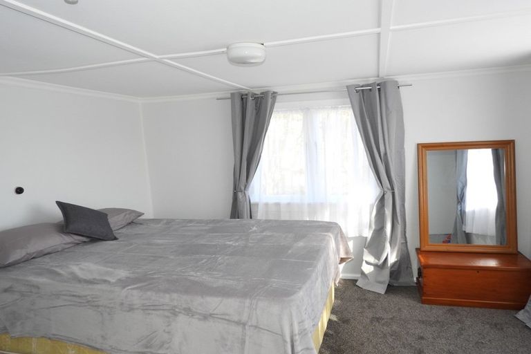 Photo of property in 37 Lincoln Street, Hampden, 9410