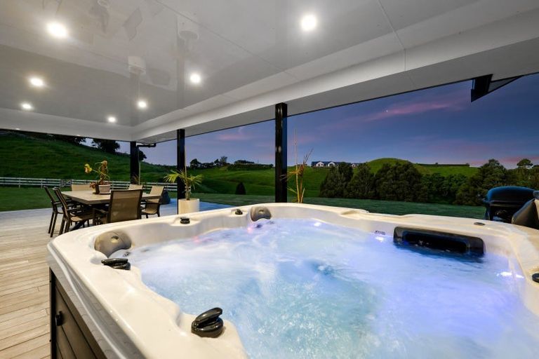 Photo of property in 489 Smart Road, Hillsborough, New Plymouth, 4372