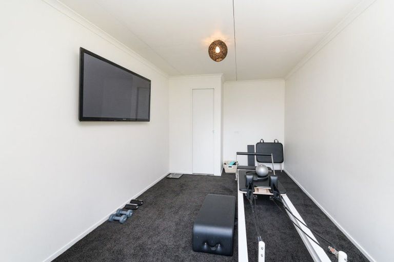 Photo of property in 10a Milne Street, Sanson, 4817